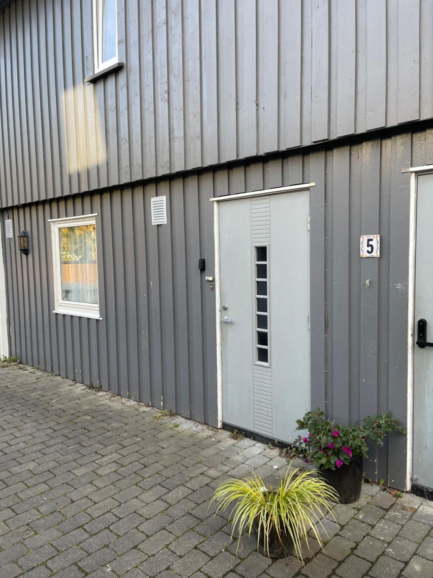 Lys Rent Og Trivelig Hybelleilighet Kristiansand Exterior photo
